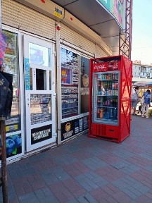 Здається в оренду кіоск ну дуже-дуже прохідному місці. Агроколедж.