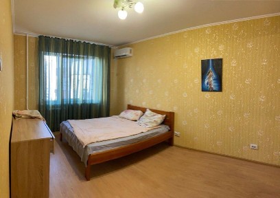 Здається чудова 2-кімнатна квартира біля River Mall