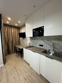 Київ, Дарницький, Вірменська 8