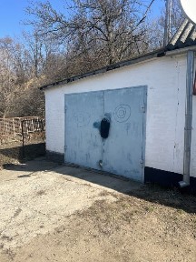 Частина будинку в місті