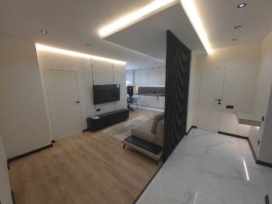 Центр, кухня-вітальня та дві окремі кімнати | Княгинин, техніка+меблі