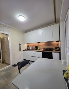 Продам 3 кімнатну квартиру на Новому Павліченко