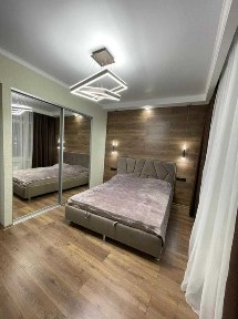 Сдам однокомнатную Жемчужина Каманина Аркадия Кадор Евродвушка