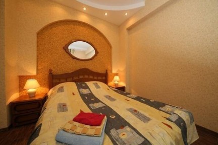 Аренда 1-комнатной квартиры 39 м², Владимира Мономаха ул.