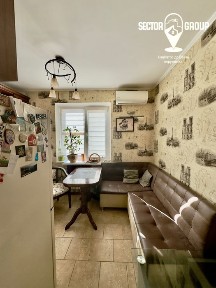 Продаж або обмін на будинок двокімнатної квартири вул. Момота