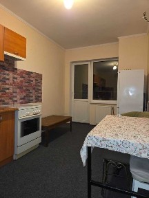 Продам двокімнатну квартиру пл. Шевченка 3 у центрі Вишгорода