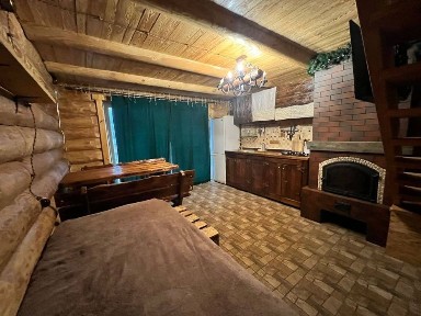 Сдам деревянный ДОМ у реки