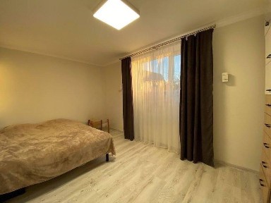 Цегляний будинок з євроремонтом, Старе місто