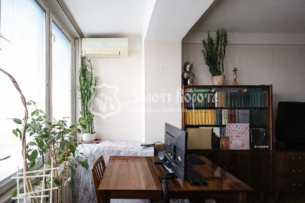 Продажа 2-комнатной квартиры 50.6 м², Платона Майбороды ул., 21