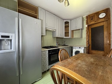 Снимите двухкомнатную квартиру на Победе-3, улица Мандрыковская