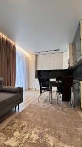 Продаж квартири центр.