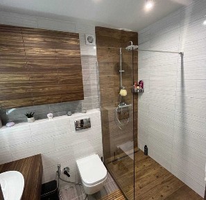 Продається 2кімн. + Кухня студія район Федьковича парк Шевченка