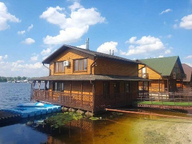 Оренда Енергонезалежного Будинку на воді під Києвом у КМ 