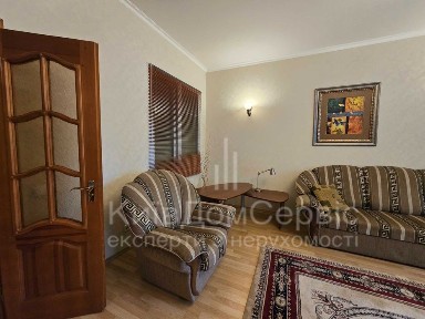 БЕЗ % Продаж 2к 74 м2 Дмитрівська Златоустівська Галицька площа цирк