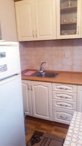 1к Центр поруч овочевого базару