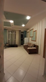 Екатериненская площадь/Военный спуск, студия и спальня