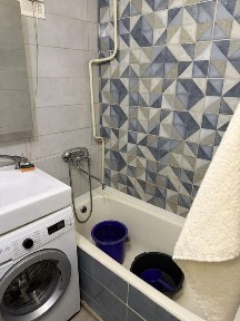 Пл Соборная с мебелью балкон 3 дивана для семьи на допит срок