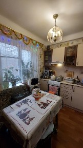 Продаж 3к квартири Космос