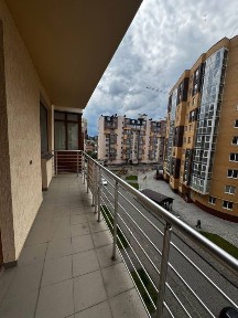 Продається 3 кімнатна квартира новобудова