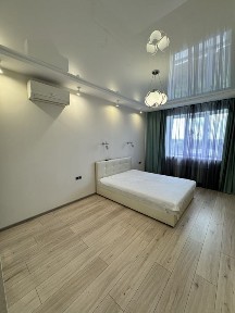 Сдам Квартиру с Хорошим Ремонтом, парк Горького