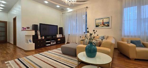 Продам 5к квартиру в центрі. Шовковична 7а, Печерськ, Липки, Хрещаткик