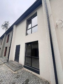 Сучасний 2-поверховий таунхаус 101 м² у Бучі біля лісу |