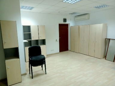 Кабинеты 30 и 48 м² с мебелью и кондиционером