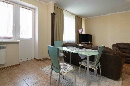 Продам дворівневу квартиру в новобудові. Центр.