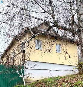 Окремий будинок, Центр, Поділ