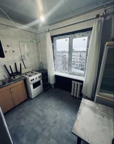 Продам 2-х комн. возле 11-й гимназии. Выгодная цена!