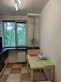 Продаж 2 кімн. квартири Володимира Великого 39