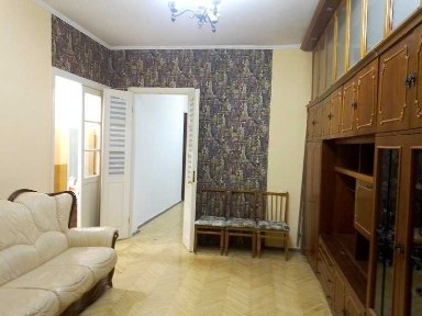 Світло завжди! Центр, Липки, добротна 2-кім. сталінка, біля м. Кловська