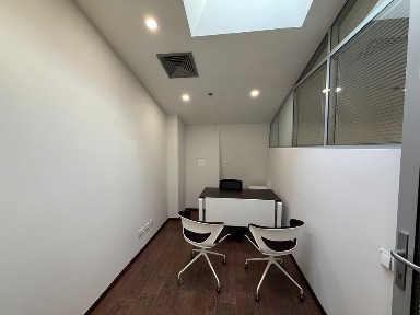 10$ за м2!, меблированный офис 125 м2 в БЦ 