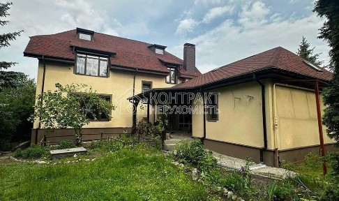 Продается коттедж в пос. Жуковского с капитальным ремонтом