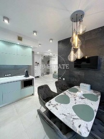 Продаж 4-к квартири ЖК «Smart Plaza» КПІ Шевченківський Берестейський