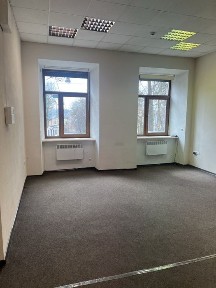Оренда комерційного приміщення 44м. кв. Лисенка 21