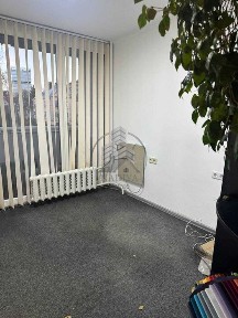 Оренда офісних приміщень у Франківському районі по вул Коновальця