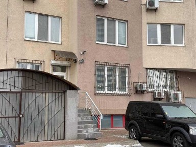 Комерційне приміщення 200квм Ремонт/Окремий вхід/Голосієво/вул. Касіяна