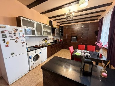 Оренда будинку у с. Дубляни кілька км. від Львова