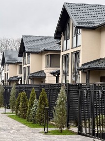 Двоповерховий котедж в ЖК з гаражем 160 м2 БЕЗ КОМІСІЇ! Гатне 2,67 сот