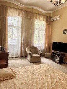 Продам 3 к. квартиру с капитальным ремонтом на Черемушках