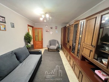 Продам простору, затишну 3-кімнатну квартиру!