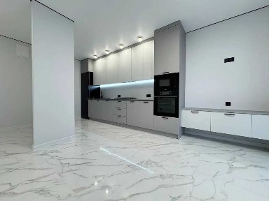 Простора двокімнатна за вигідною ціною