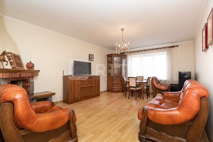 Стильна 5-к. дворівнева квартира в самому серці міста - вул. Чорновола