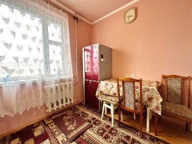 Оренда бюджетної 2-кімнатної квартири проспект Червоної Калини 99