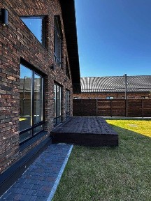 Продаж Окремий будинок 4 сотки, 120 м2, Єоселя, Баварська кладка