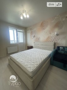 Здам подобово 1к квартиру на вул. Перлинна 11 • ID 33371361