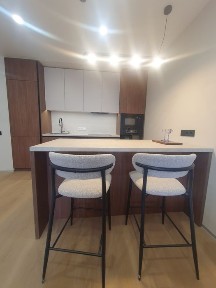 Стильна 2-а квартира в центоальному районі міста. Новобуд