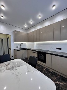 Вільна оренда 2 кімнатної квартири по Соборній!