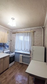 Квартира з газом біля ТРЦ Cosmo Multimall